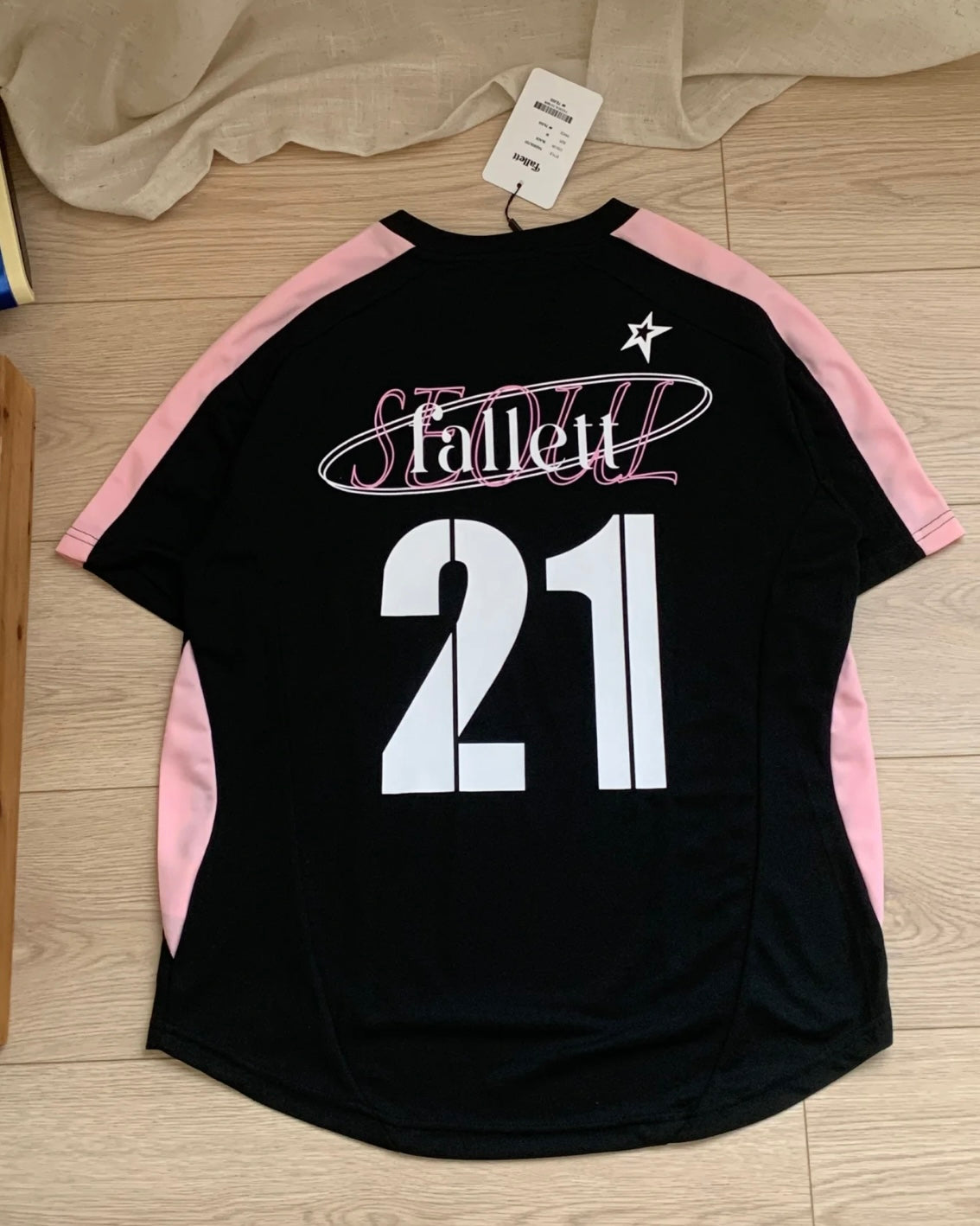 š Authentic Fallett Unisex Jersey