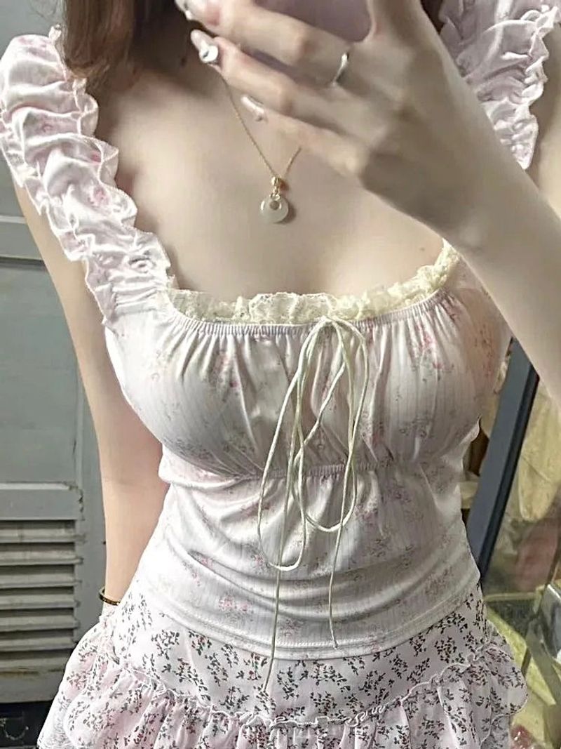 π Trisica Milkmaid Top