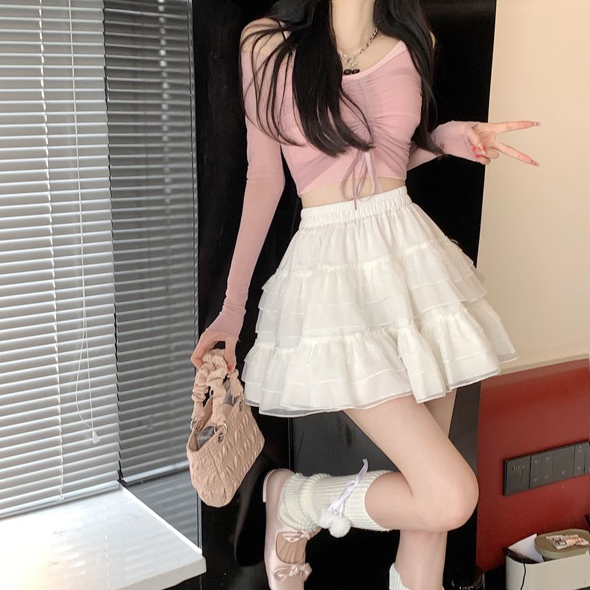 π White Ruffle Skirt
