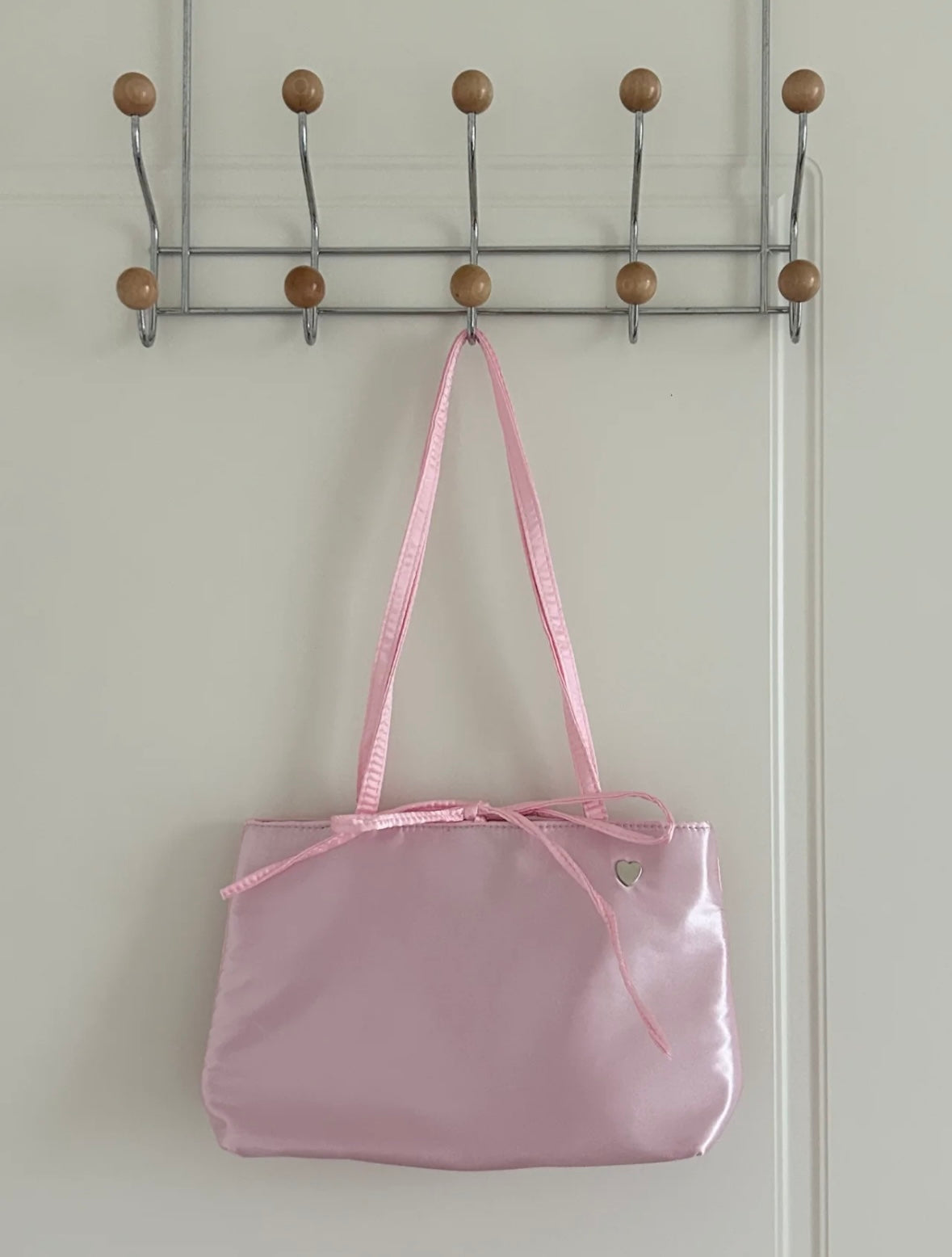 ๐ Satin Bowknot Bag