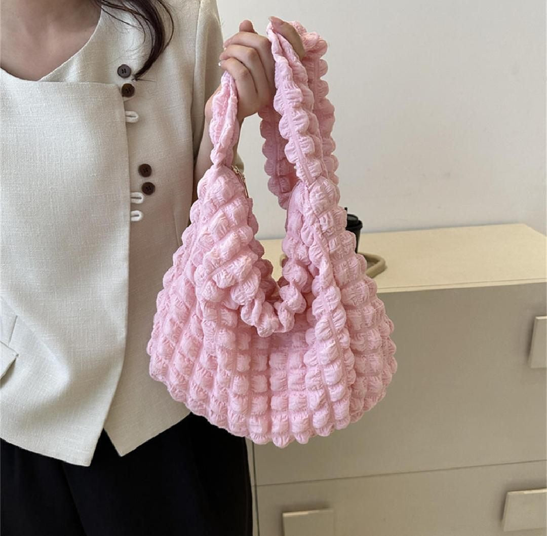 𐙚 Pink Puffer Bag