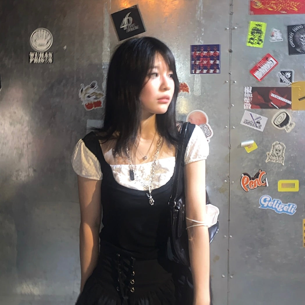 π Naomi Milkmaid Top