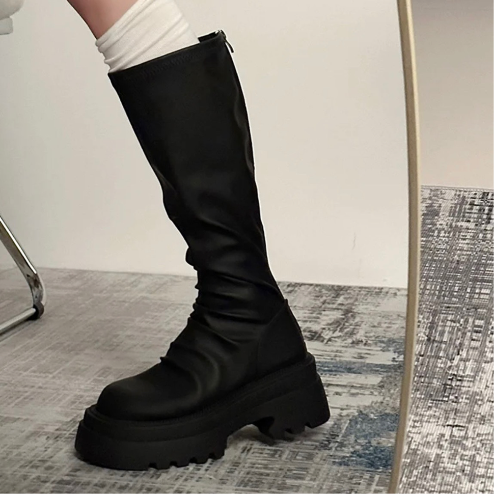 π Knee High Leather Boots