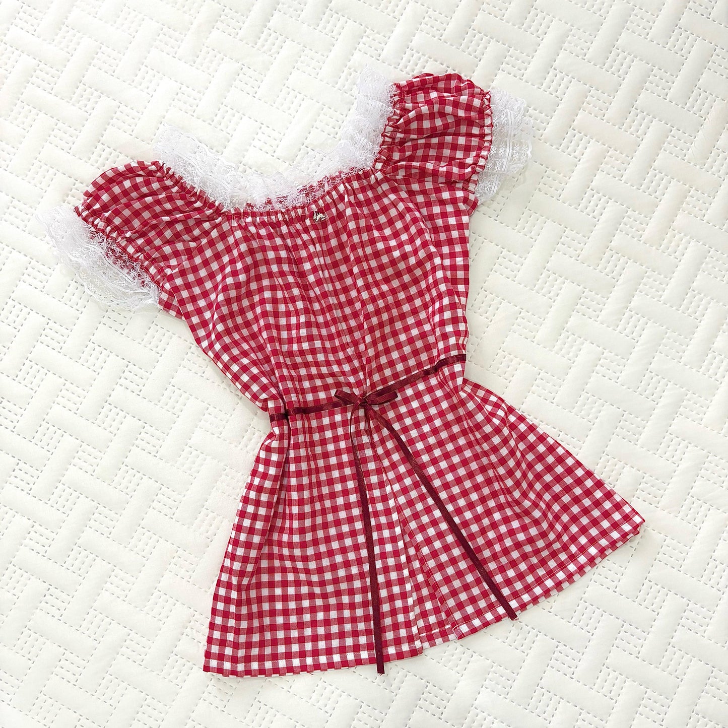 π Lacey Gingham Top