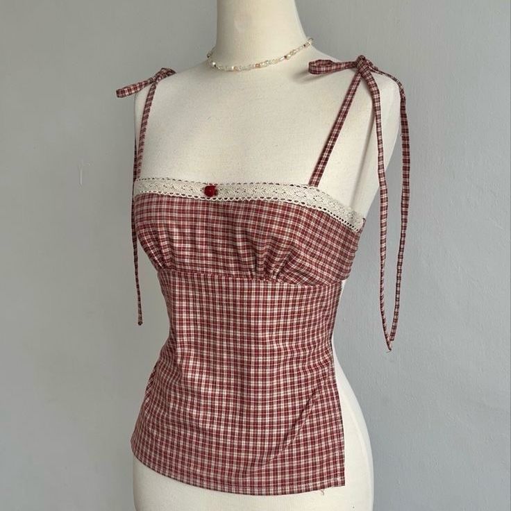 π Gingham Tie-Up Top