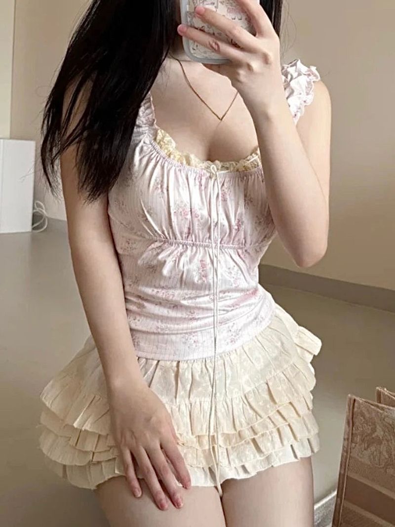 π Trisica Milkmaid Top