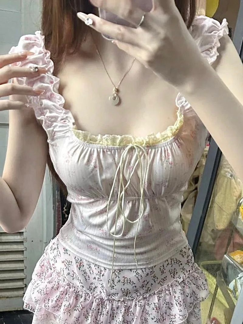 π Trisica Milkmaid Top