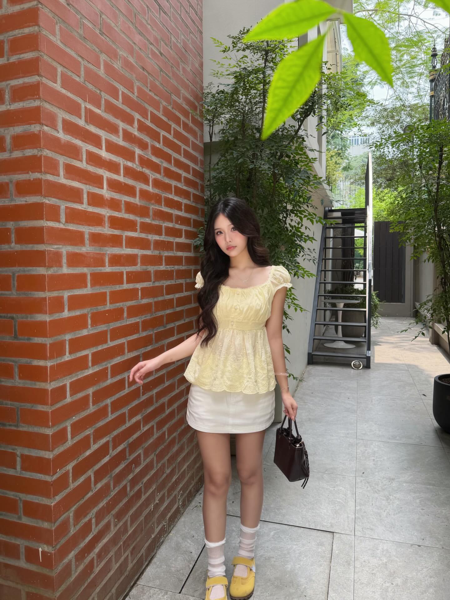 𐙚 Buttercup Milkmaid Top