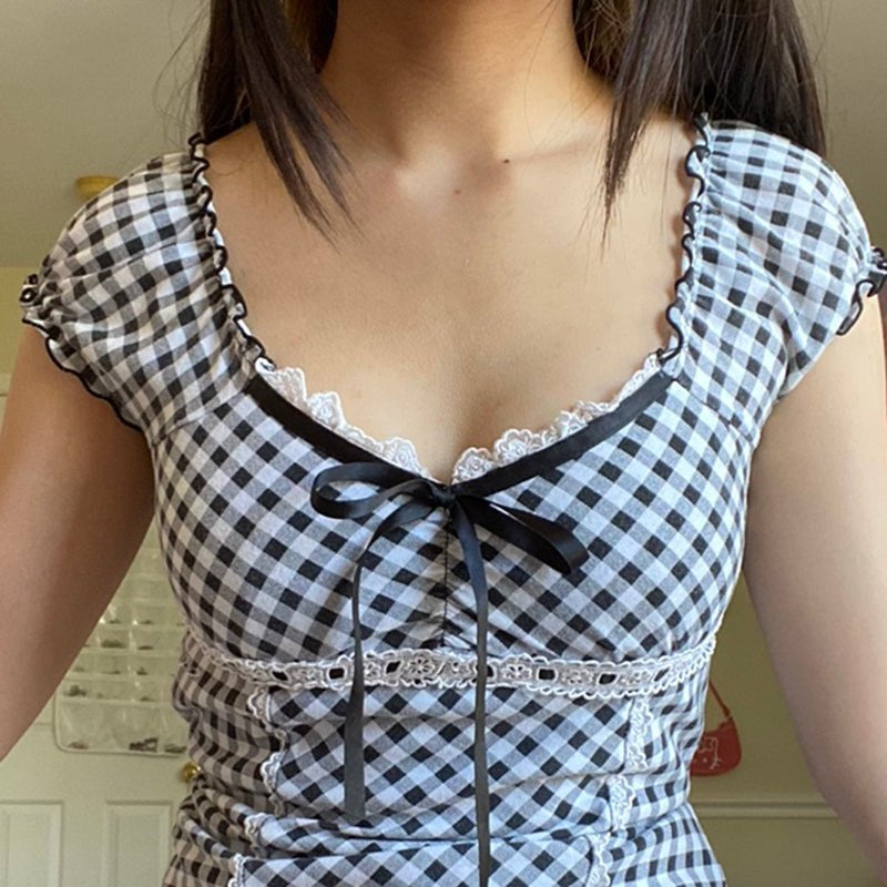 𐙚 Black Gingham Top