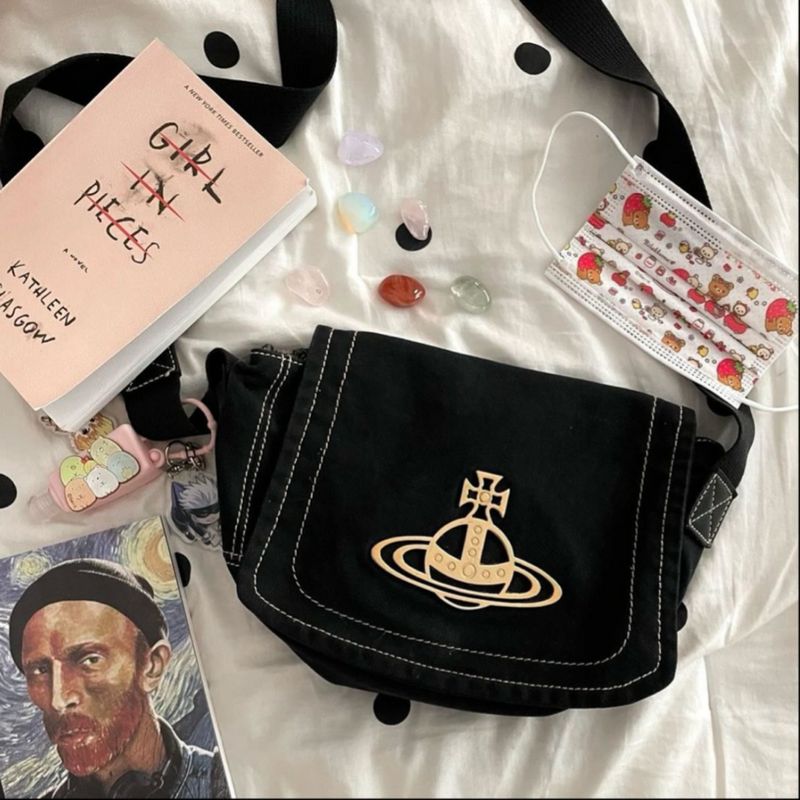 𐙚 Messenger Bag